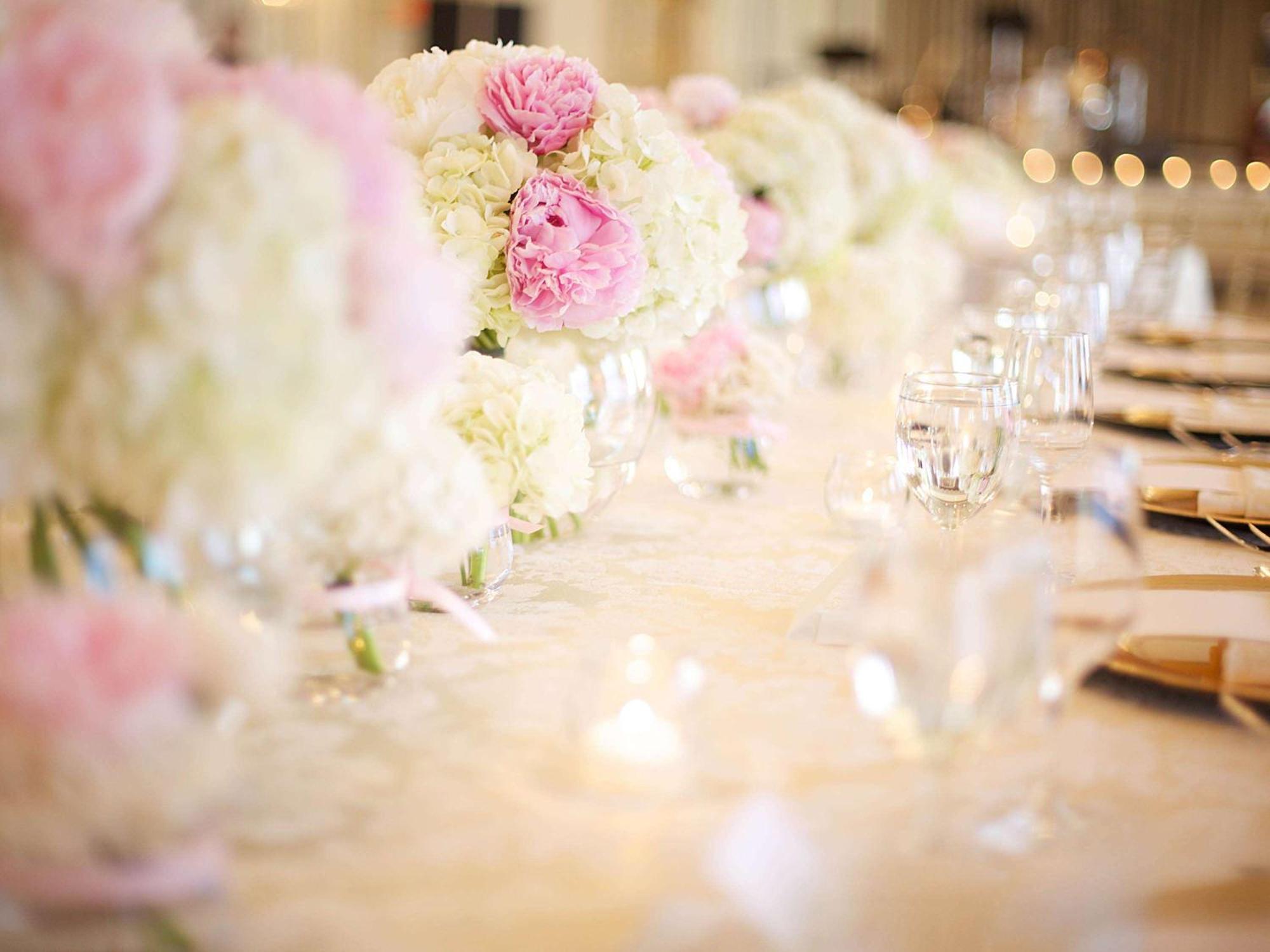Fairmont Le Chateau Frontenac Quebec Exteriér fotografie A table set for a wedding reception
